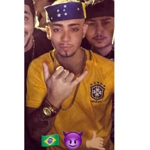 Meet your Posher, Leo